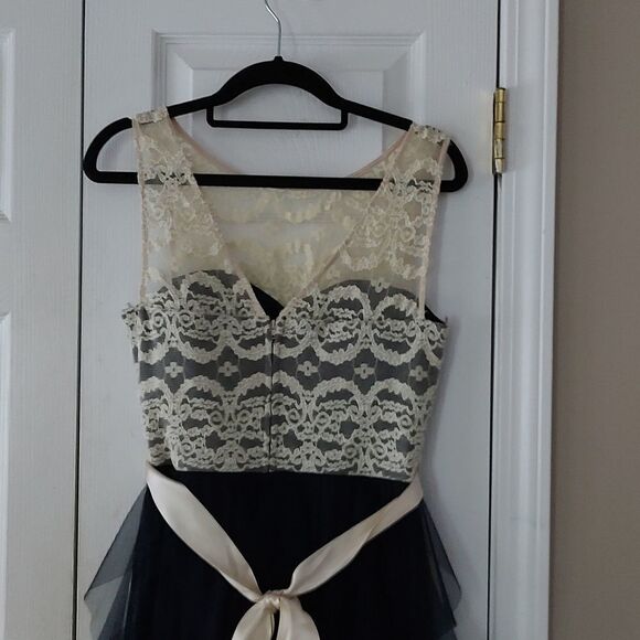 Teeze Me cream navy lace tulle dress Sz 7 - Picture 6 of 7
